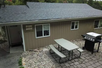 Image de Hemlock - Grace Landing Cottages With Stunning Sunsets Over Hamlin Lake