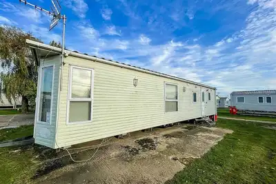 Image de 6 berth caravan for hire at Seawick Holiday Park in Clacton-on-Sea ref 27049sw