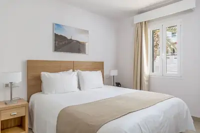 Image de Modern 1-Bed Apartment | Near the Beach | Sleeps 4
