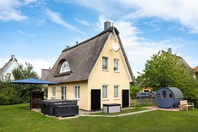 Image de Vacation home for 5 guests with 85m² in Hohenkirchen Ot Beckerwitz (147653)