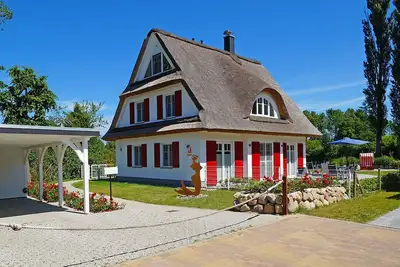 Image de Ferienhaus für 10 Gäste mit 150m² in Glowe