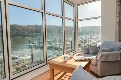 Image de 33 Dart Marina in Dartmouth
