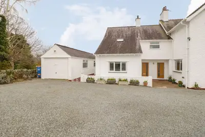 Image de The Annexe, country holiday cottage, with a garden in Menai Bridge