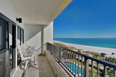 Image de Breakers East #506 - Large Private Balcony with Unobstructed Views!