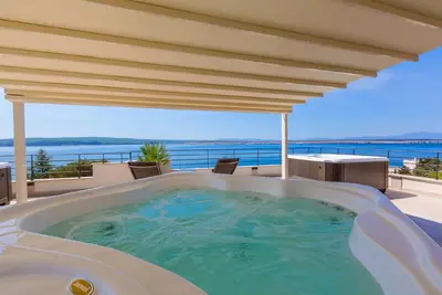 Image de Appartement de vacances Dramalj pour 2 - 4 personnes avec 1 chambre à coucher - Appartement de vacan
