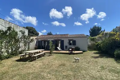 Image de Family house for 8 to 10 people