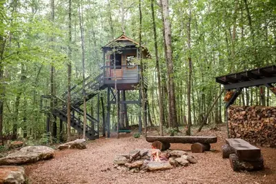 Image de 8 Acres of Private Camping on 20 Acre Lot