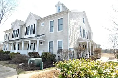 Image de Pond-View 3br End-Unit Villa with Screened Porch – Dog-Friendly- Bear Trap Dunes