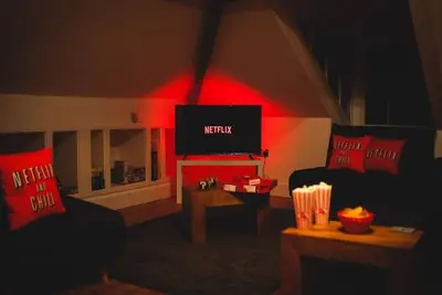 Image de Games and Movies Lounge 7 Bed City Centre Apartment