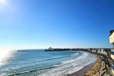 Appartement familial face mer avec balcon