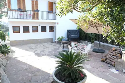 Image de Amazing and Spacious house in Cala Canyelles.