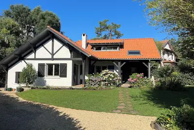 Image de Villa Hossegor, en centre ville Ă 50 m du Lac marin