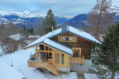 Image de 4 bed chalet at Saint Gervais with fantastic views, minutes from ski runs