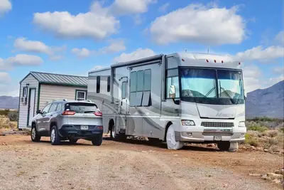 Image de Private Rv Site with Personal Observatory Access
