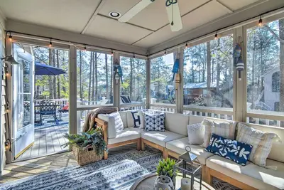 Image de Nautical & Lux Retreat ~ 2 Mi to Bethany Beach!