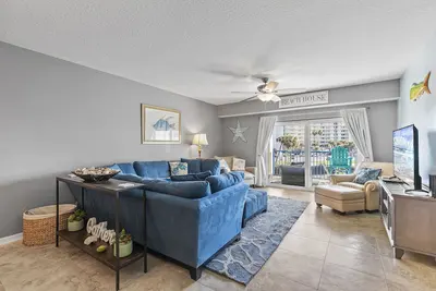 Image de 🌊Spacious, Ocean View Condo Across the Street from Beach-3br Oceanwalk 3-304🌊