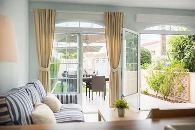 Image de Maison de vacances Torrevieja pour 1 - 5 personnes avec 2 chambres Ă coucher - Maison de vacances
