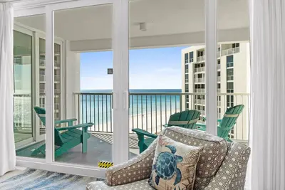 Image de Destin Beachfront Condo - Pool, Views & Family Fun