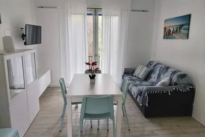 Appartamento Villa Antonietta 4, Immerso nel Verde a Pochi Minuti Dalla Spiaggia