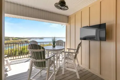 Image de Majestic Condos on Table Rock Lake - 4 Bedroom - Views for Miles yet Close to Branson! | 421