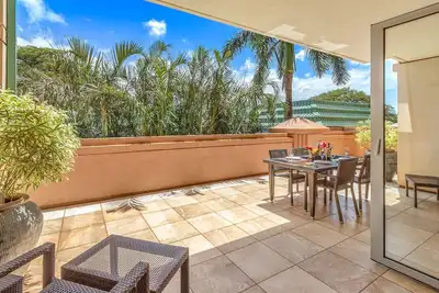 Image de Maui Resort Rentals: Honua Kai Hokulani 232 -  1br Suite w/ West Maui Mountain Views