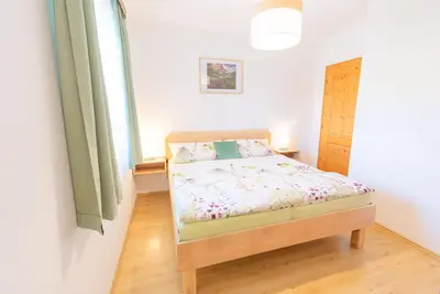 Image de Vacation apartment (34 sqm) with a view of the edge of the forest and the Mostbrunnen fountain