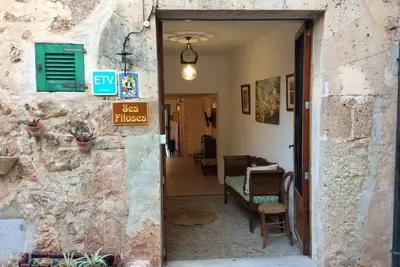 Image de Beautiful house with private garden in the center of Valldemossa for 4 persons