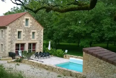 Image de Maison Périgord Noir avec piscine privée, près de Sarlat et de la Dordogne, 4 chambres, label handicap