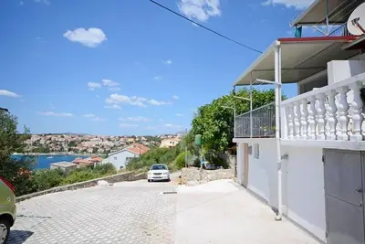 Image de Appartements Petar, (16478), Okrug Gornji, Croatia