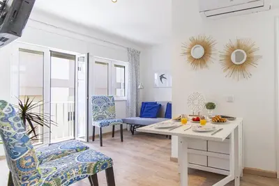 B48 - Olive Tree Street 2 Bed Apartement