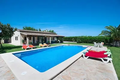 Image de Villa Burgues, Idyllic location affording beautiful views. Alcudia