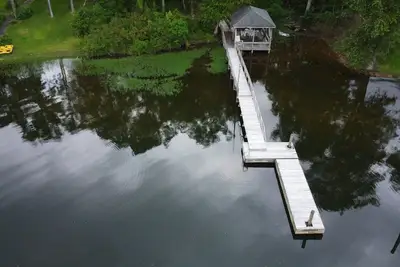 Image de Relaxing Lake House | Private Dock, Grill & Games