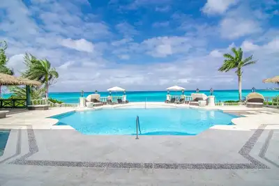 Image de Luxury Oceanfront 9br Villa w\/ Private Pool and Staff in Nassau