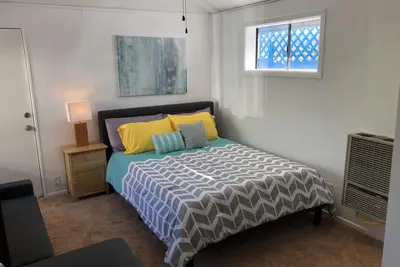 Image de Private Entrance In The South Bay Iii