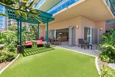 Maui Resort Rentals: Honua Kai – 6 Total Bedrooms, Groundfloor Residences, Over 3500 Combined Sq. Ft. , Large Lawn Areas, Steps to Pools/Beach/B. B. Q. s!
