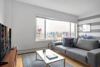 Image de Dreamy Nob Hill Studio w/ Sauna, Gym, City View by Blueground