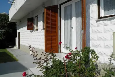 Image de Appartement de vacances Baška pour 1 - 7 personnes avec 3 chambres à coucher - Maison de vacances