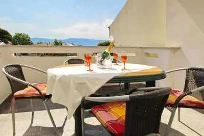 Image de Appartement de vacances Baška pour 1 - 4 personnes avec 2 chambres à coucher - Appartement de vacanc