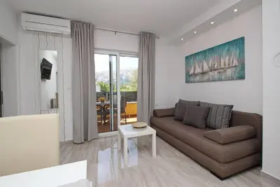 Image de Appartement de vacances Baška pour 1 - 4 personnes avec 2 chambres à coucher - Maison de vacances