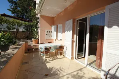 Image de Appartement de vacances Baška pour 1 - 6 personnes avec 3 chambres à coucher - Maison de vacances