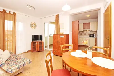 Image de Appartement de vacances Baška pour 1 - 5 personnes avec 2 chambres à coucher - Appartement de vacanc