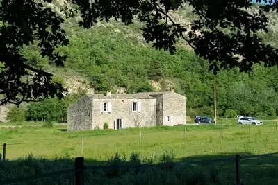 Image de Grand gite le moulin de roche dans le luberon.