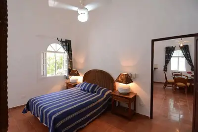 3bd villa near sandy beach, waiting for snowbirds…