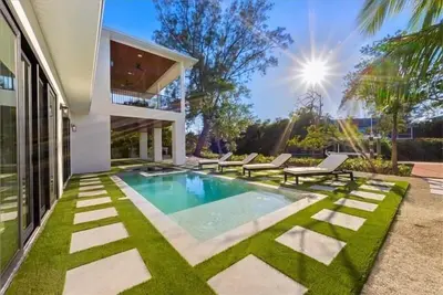 Image de Our Great Escape by Duncan Real Estate