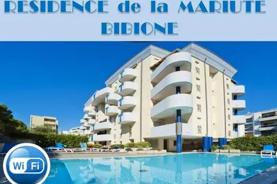 Two-bedroom apartment 150 m from the beach - swimming pool