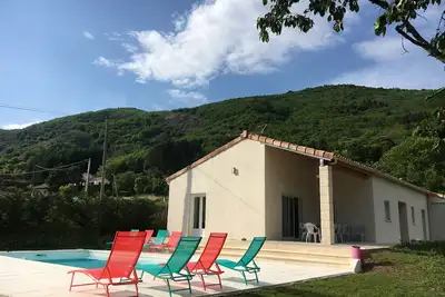 Image de Villa à Thueyts avec Piscine