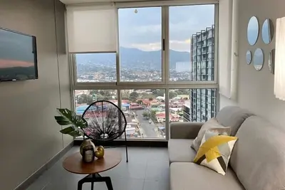 Image de Costa Rica, Mountain View, National Stadium, restaurants, banks, supermarkets, stores