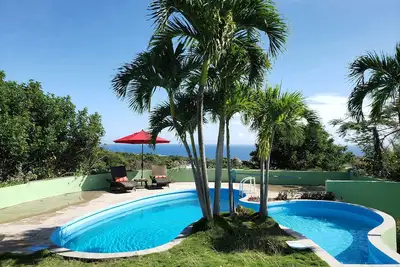 Image de Private Villa on 2 Acres with Chef and Saltwater Pool