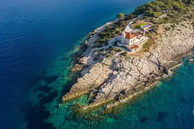 Luxury Villa Lighthouse Ligero with jacuzzi on Host island - Vis