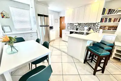 Image de 2 Bedroom in Paradise, 250 Steps from Beach / Pool
